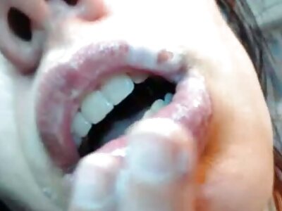 Мама порно відео чат онлайн з великими грудьми Корінна Блейк трахає себе рожевим фалоімітатором
